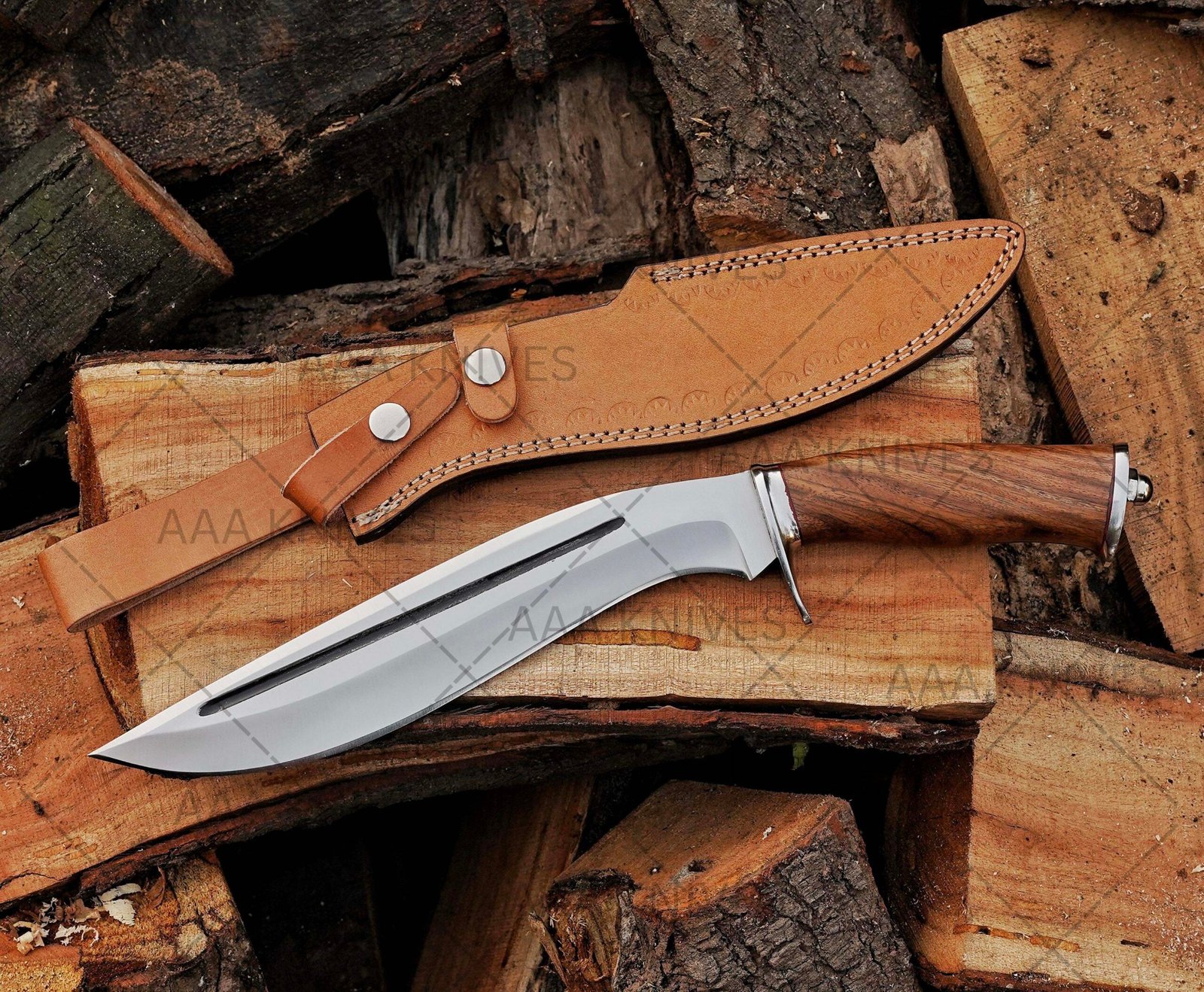 Handmade Kukri with leather sheath