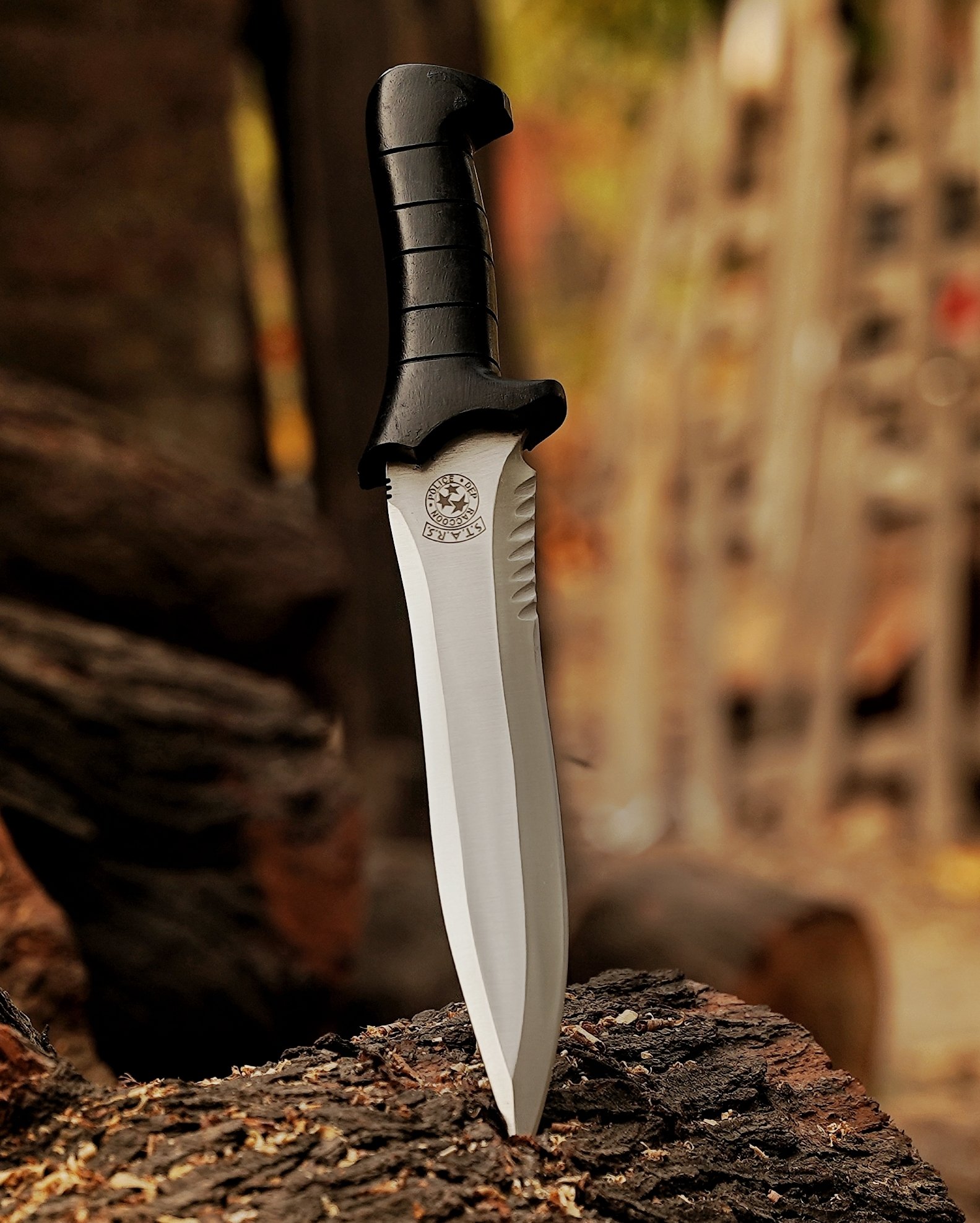 Handmade D2 steel Leon Kennedy knife inspired by Resident Evil 4