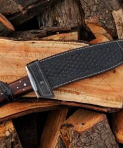 Traditional D2 steel hunting knife