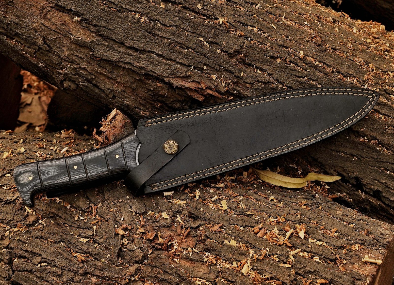 Custom D2 steel fixed blade Leon Kennedy knife