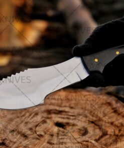 Tracker knife with leather sheath