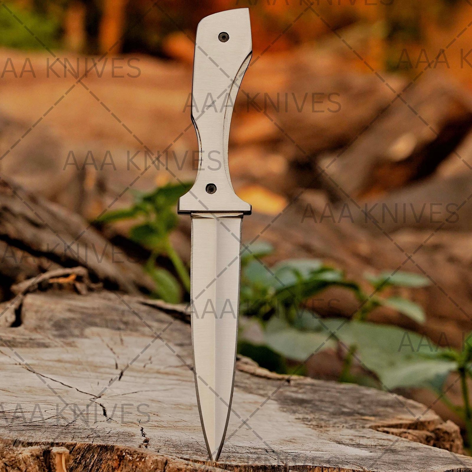 Dexter Morgan D2 steel knife