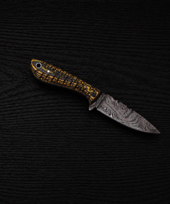Damascus steel hunting skinner
